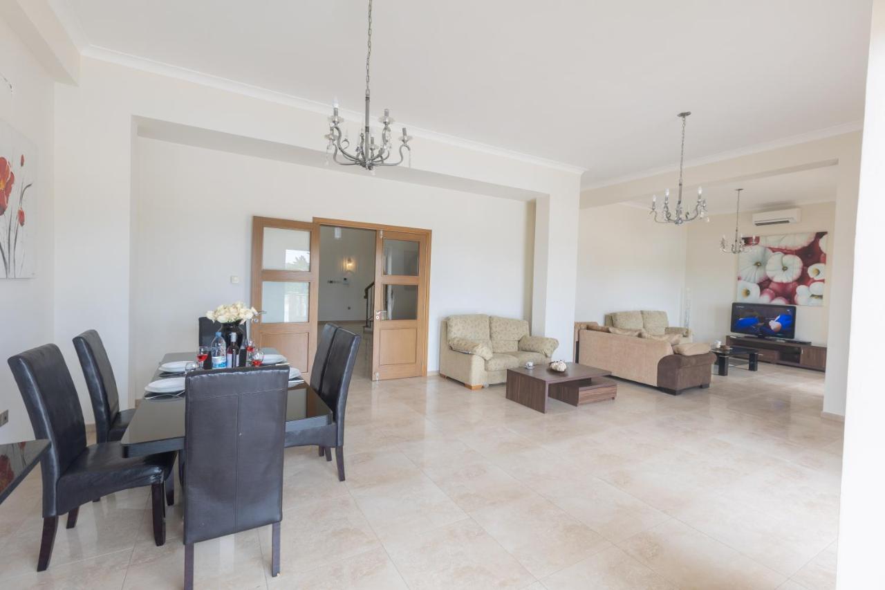 Sparta Luxury Villa Protaras Extérieur photo